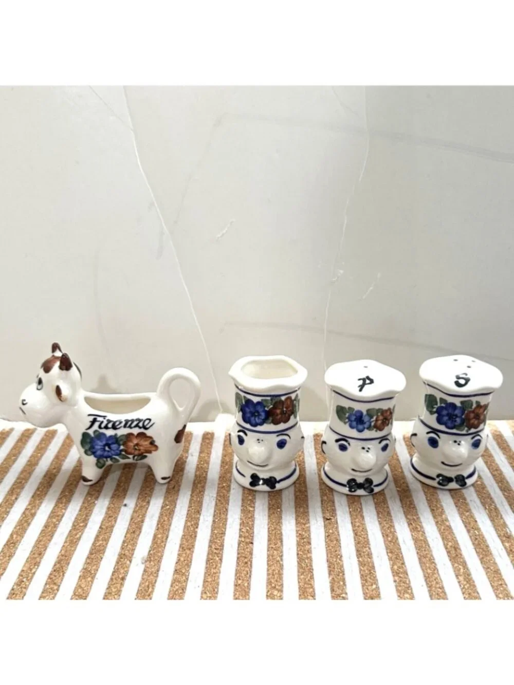Vintage Italian Pottery Set Firenze Cow Creamer Salt Pepper Shakers Hand Painted